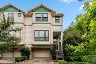 1335 Fairview St in Houston, TX - Building Photo