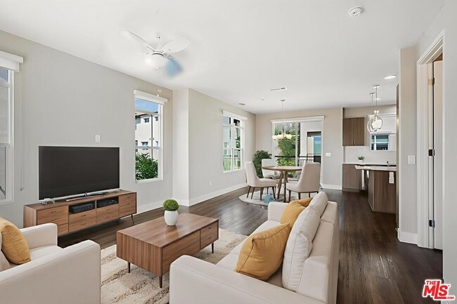 property at 4448 Paxton Pl