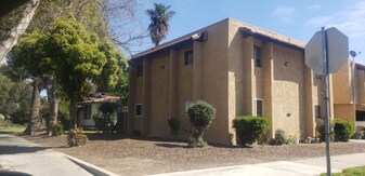 117 S K St in Madera, CA - Building Photo