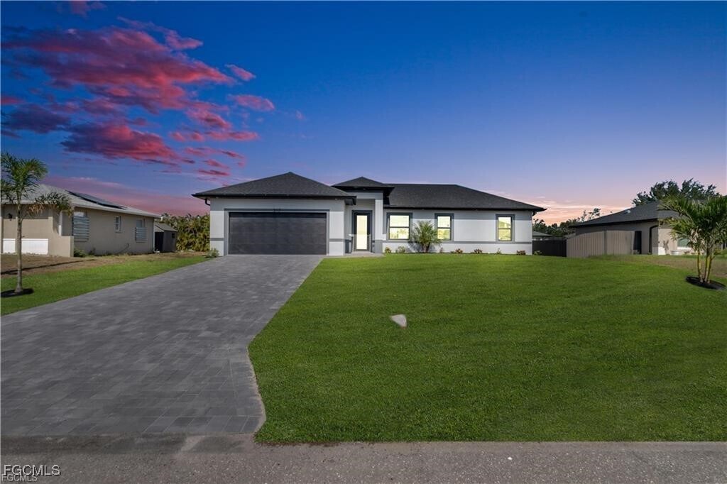 317 NW 17th Pl in Cape Coral, FL - Building Photo