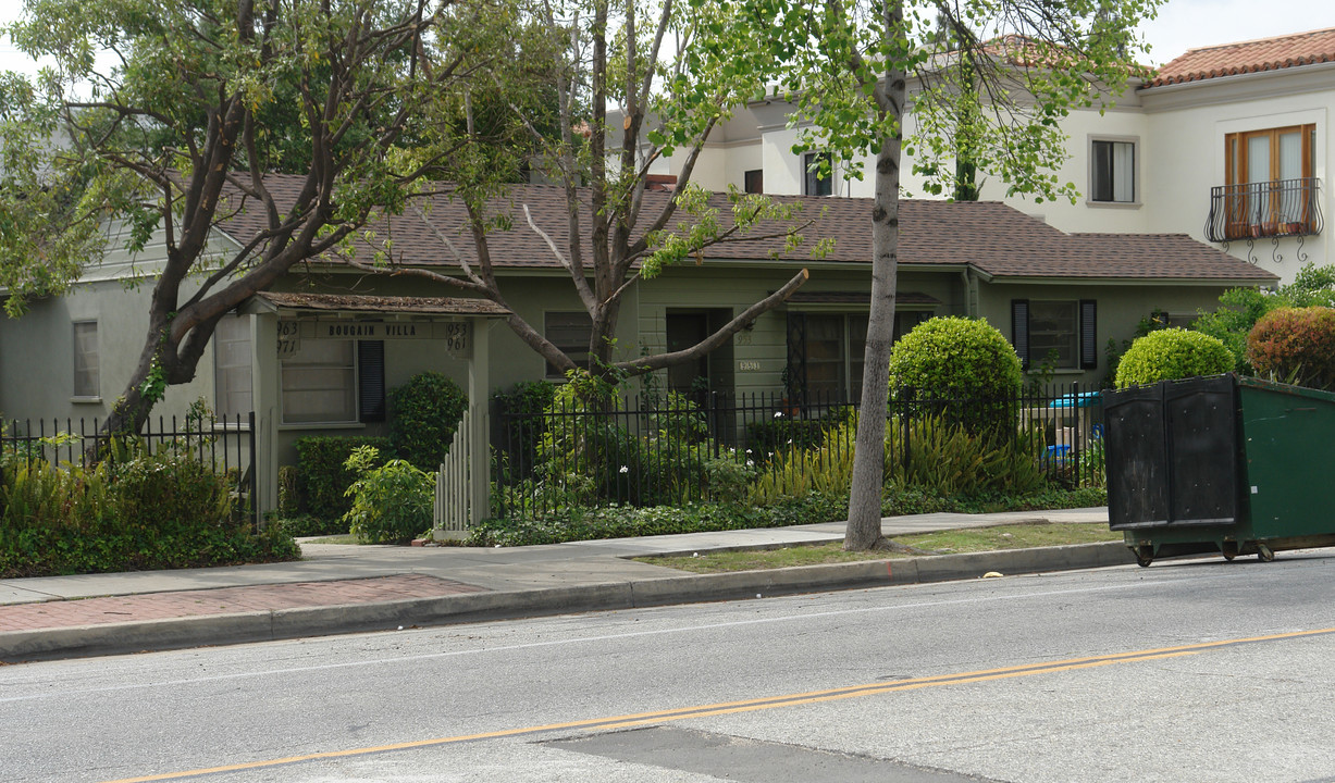 953 Marengo Ave in Pasadena, CA - Foto de edificio