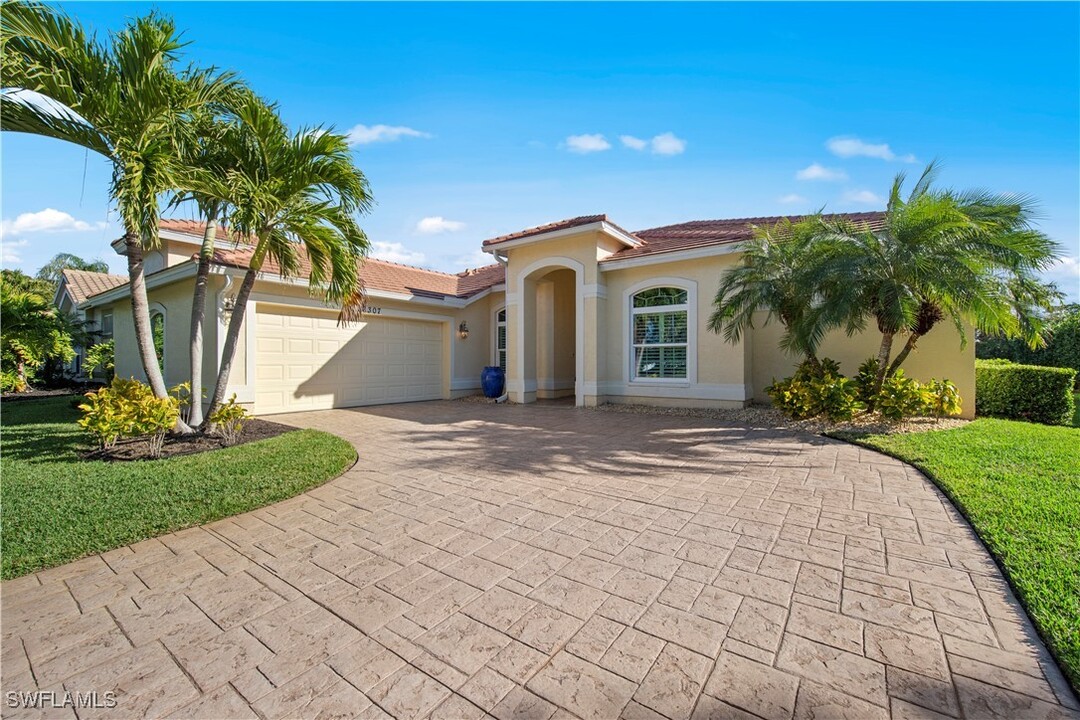 26307 Clarkston Dr in Bonita Springs, FL - Building Photo