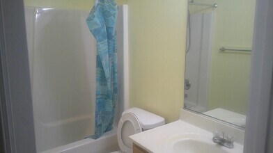 3113 Monterey Rd in Bloomington, IL - Building Photo - Building Photo