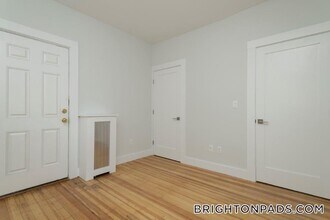 35 South St, Unit 1 in Boston, MA - Building Photo - Building Photo