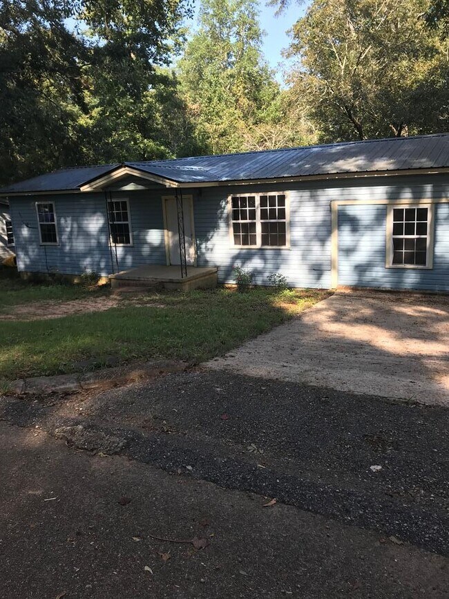 121 Sage St Rentals in Troy, AL