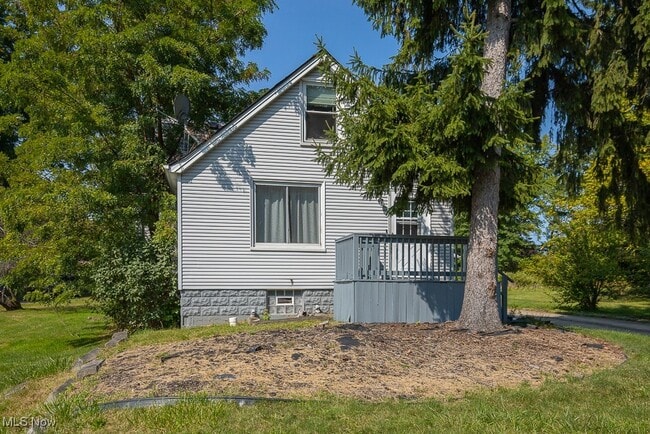 property at 3702 Avondale Rd
