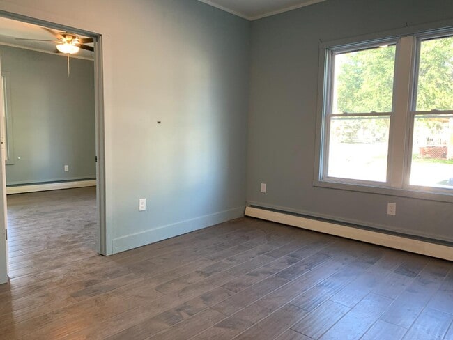 420 Emmet St in Ypsilanti, MI - Building Photo - Building Photo