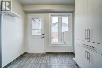 1485 Torrington Dr in Mississauga, ON - Building Photo - Building Photo