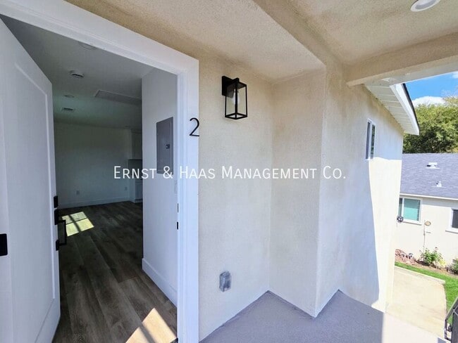 2950 Daneland St in Lakewood, CA - Building Photo - Building Photo