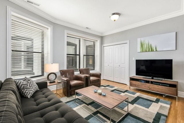 property at 1715 N Crilly Ct