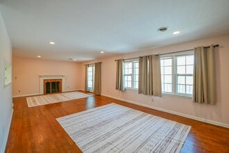 33 Longview Heights Rd in Athens, OH - Building Photo - Building Photo