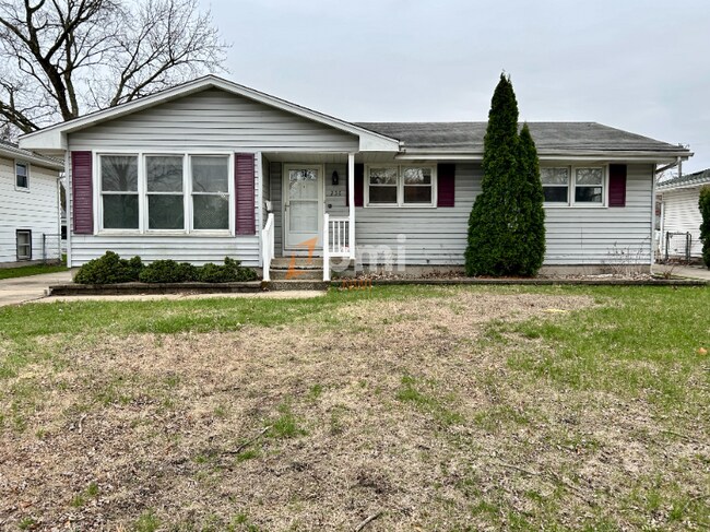 property at 250 Sycamore Ln