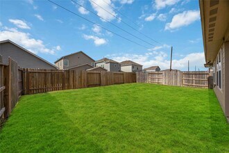 6910 Lebec Dr in Arcola, TX - Building Photo - Building Photo