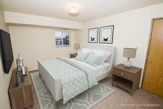 Huntington Court Coach Homes in Edmonton, AB - Building Photo - Building Photo