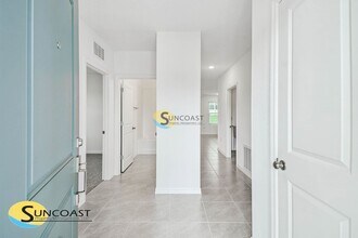 8271 N Wakefield Dr in Dunnellon, FL - Building Photo - Building Photo