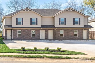 1015 Glenkirk Dr-Unit -4 in Clarksville, TN - Building Photo - Building Photo