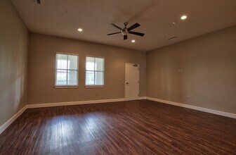 1525 W Tennessee St in Tallahassee, FL - Building Photo - Building Photo
