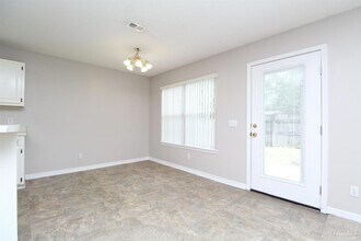 6234 Cottage Woods Dr in Milton, FL - Building Photo - Building Photo