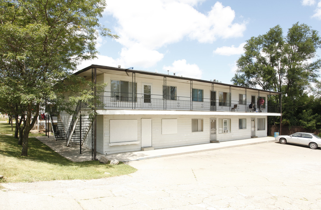 Maryann Apartments in Flint, MI - Building Photo