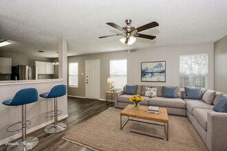 4349 Meadowknoll Dr in Fort Worth, TX - Building Photo - Building Photo