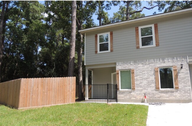 1100 Mann Rd