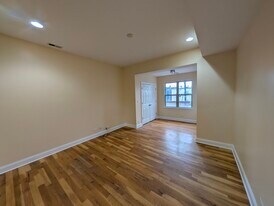 4742 N Sawyer Ave, Unit #2 in Chicago, IL - Building Photo