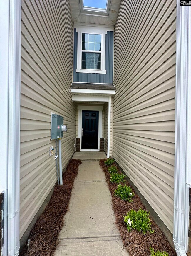 223 Bones Rd in Gilbert, SC - Building Photo - Building Photo