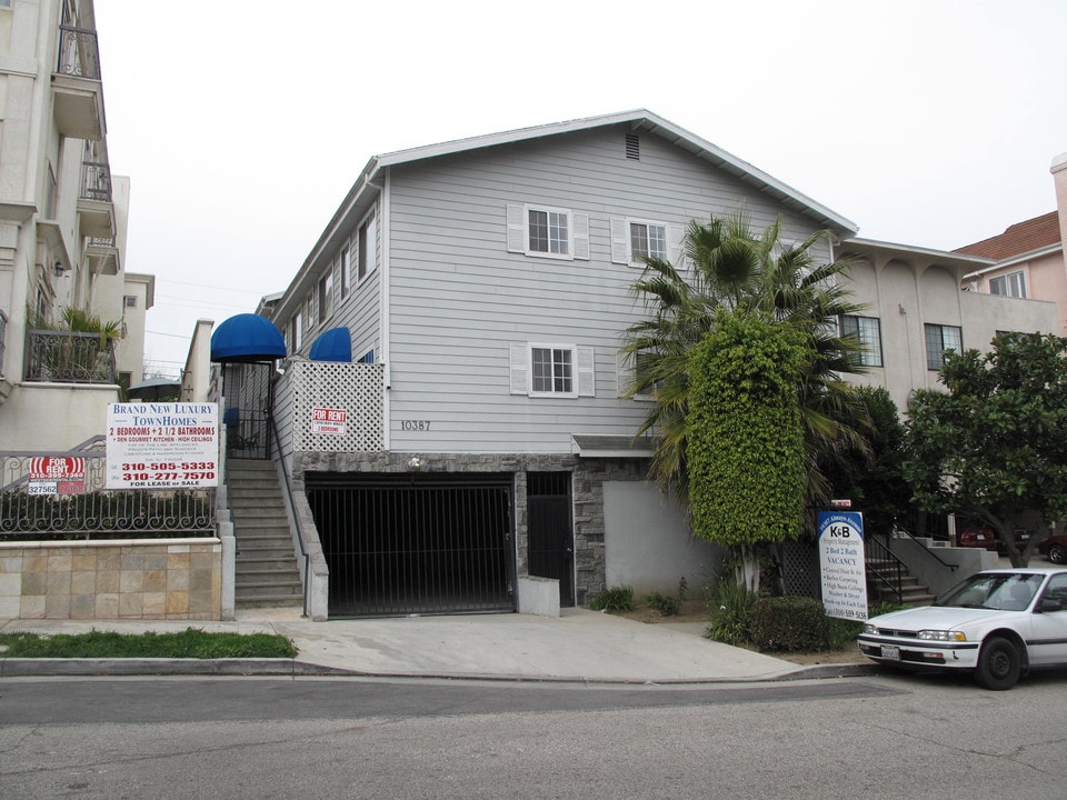 10387 Almayo Ave in Los Angeles, CA - Building Photo