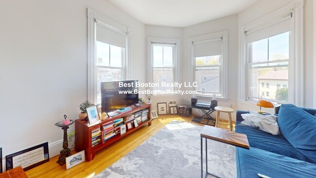 property at 125 Hampshire St