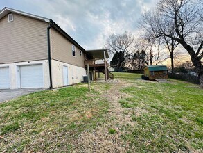 2408 Bishops Bridge Rd in Knoxville, TN - Building Photo - Building Photo