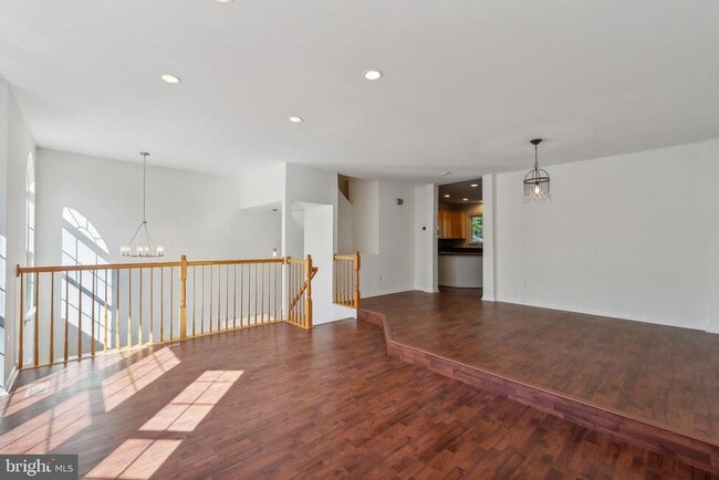 4175 Vernoy Hills Rd in Fairfax, VA - Building Photo - Building Photo