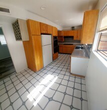 1631 Van Horne Ln in Redondo Beach, CA - Building Photo - Building Photo