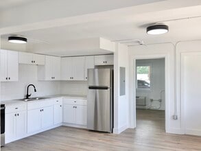 Southside Square Apartments - NOW LEASING in Paducah, KY - Building Photo - Building Photo