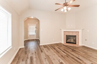 10253 Evening Hill Dr in Memphis, TN - Building Photo - Building Photo