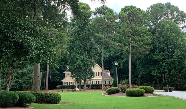 80 Preswick Park Dr