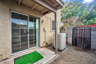 2419 W Vista Ave in Phoenix, AZ - Building Photo - Building Photo