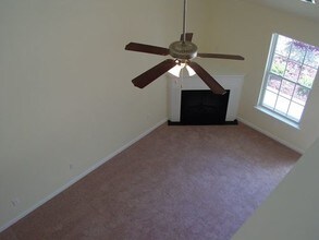 176 Lossie Ln in Mcdonough, GA - Building Photo - Building Photo