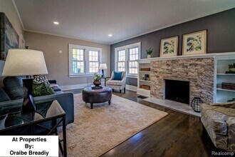 959 Washtenaw Ave in Ypsilanti, MI - Building Photo - Building Photo