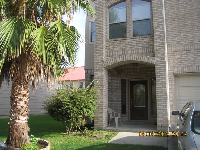 property at 13126 N Bellaire Estates Dr