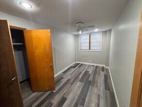 114 1/2-26-22 S 6th St in Council Bluffs, IA - Building Photo - Building Photo