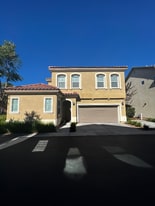 1375 Dolomite Way in San Marcos, CA - Building Photo