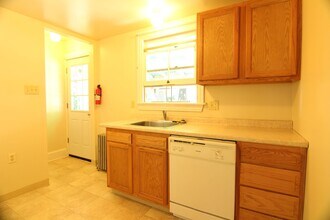 264 Manatawny St in Pottstown, PA - Building Photo - Building Photo