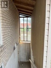 9 Coldstream Crescent in Richmond Hill, ON - Building Photo - Building Photo