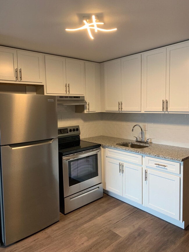 Main Place Apartments in New Britain, CT - Building Photo - Building Photo