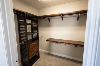 108 Springfield Blvd in Bowling Green, KY - Building Photo - Building Photo