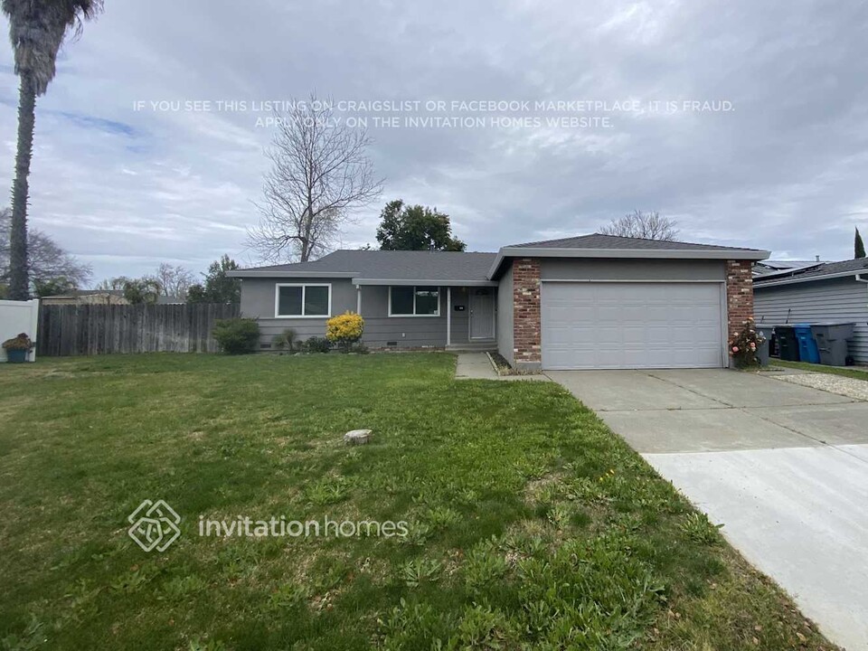 224 Coronado Ct in Vacaville, CA - Building Photo