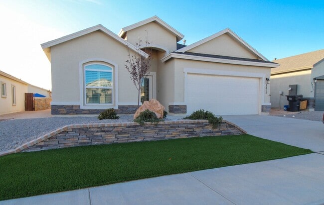 1217 Golden Summer Pl