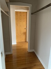 4027 W Melrose St, Unit STUDIO in Chicago, IL - Building Photo - Building Photo