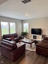17132 Seaboard Pl in Noblesville, IN - Building Photo - Building Photo
