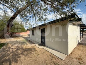9301 E 29th St in Tucson, AZ - Building Photo - Building Photo